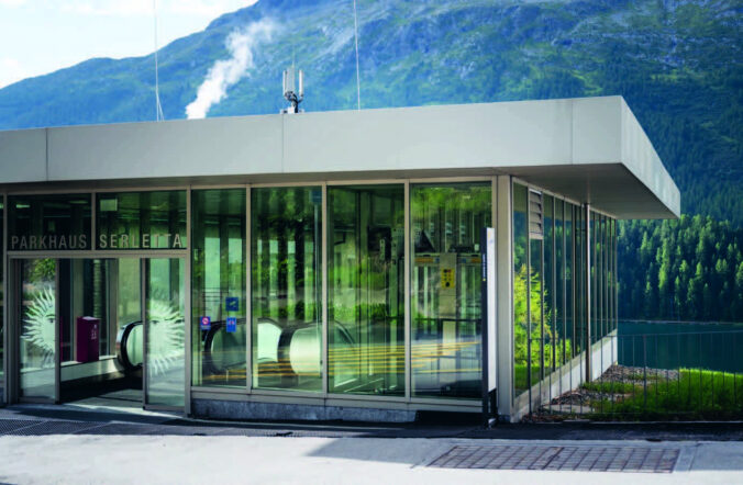 Neuste Technologie verbindet Dorf und See in St. Moritz